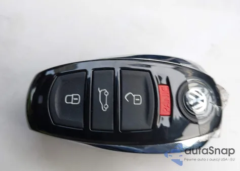 2013 Volkswagen Touareg Tdi Executive из США, поврежденный, VIN WVGEP9BP7DD010857